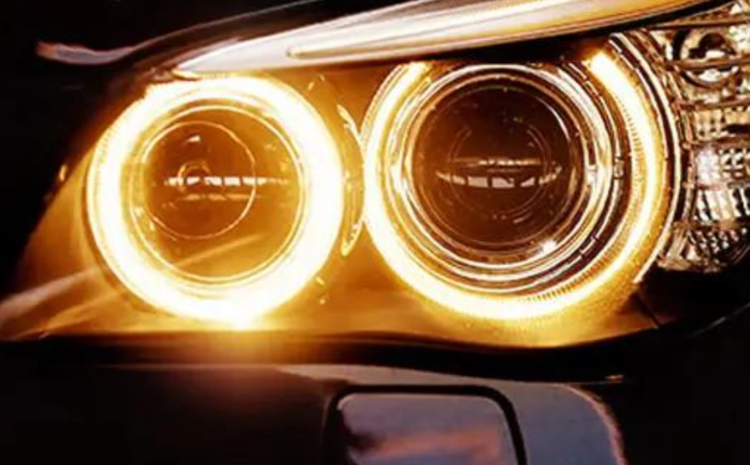  Headlight bulbs replacement